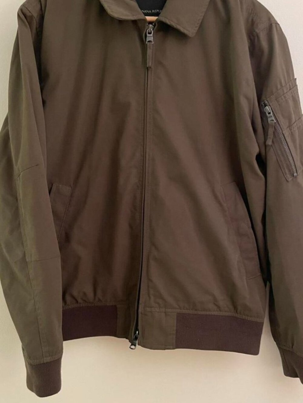 Banana Republic. Army Green/Olive bomber jacket of the Tailoring + Performance.